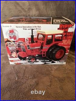 1/16 International Harvester 1066 Tractor With Cab, Black Panel Decal & Duals