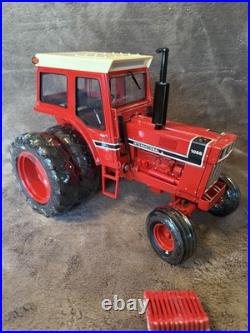 1/16 International Harvester 1066 Tractor With Cab, Black Panel Decal & Duals