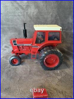 1/16 International Harvester 1066 Tractor With Cab, Black Panel Decal & Duals