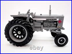 1/16 International Harvester 1206 Tractor, Silver, 2010 Ontario Toy Show 1/16 International Harvester 1206 Tractor, Silver, 2010 Ontario Toy Show