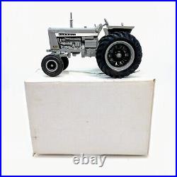1/16 International Harvester 1206 Tractor, Silver, 2010 Ontario Toy Show
