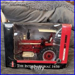 1/16 International Harvester 1456 Tractor With Canopy, Precision Key Series #8