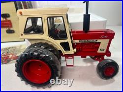1/16 International Harvester 1466 Tractor Precision Series