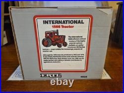 1/16 International Harvester 1566 Tractor With Cab & Duals