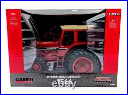 1/16 International Harvester 1566 With Front Wheel Assist, Duals & Cab