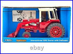 1/16 International Harvester 1586 Tractor With Loader