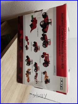 1/16 International Harvester 21256 Industrial Tractor With FWA