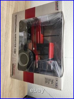 1/16 International Harvester 3288 2wd Prestige Collection