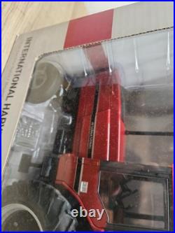 1/16 International Harvester 3288 2wd Prestige Collection