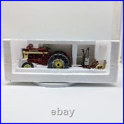 1/16 International Harvester 340 Utility Tractor 251 Planter, Wis. Farm Tech