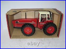 1/16 International Harvester 3588 2+2 Nib #1