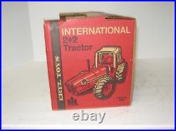 1/16 International Harvester 3588 2+2 Nib #1