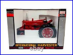 1/16 International Harvester 400 Farmall Diesel Tractor With Narrow Front