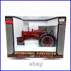 1/16 International Harvester 400 Farmall Diesel Tractor With Narrow Front