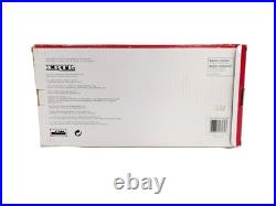 1/16 International Harvester 460 Tractor With Loader & Tire Chains