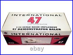 1/16 International Harvester 47 Demonstrator Resin Baler