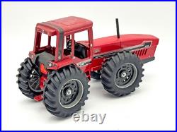1/16 International Harvester 6388 2+2 4wd Tractor