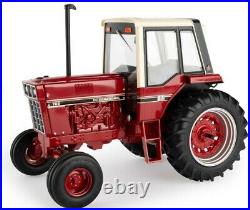 1/16 International Harvester 786 Tri-Stripe With Cab, Ertl Toy