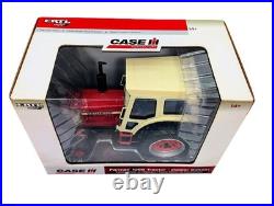 1/16 International Harvester Farmall 1066 Tractor with Cab, Dealer Edition