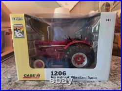 1/16 International Harvester Farmall 1206 Wheatland Tractor