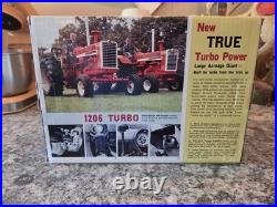 1/16 International Harvester Farmall 1206 Wheatland Tractor