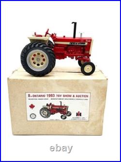 1/16 International Harvester Farmall 1206 Wide Front Tractor, Ontario Show