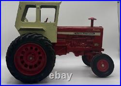 1/16 International Harvester Farmall 1456 Tractor With Canopy, 2008 Ontario Toy