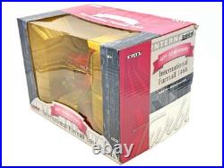 1/16 International Harvester Farmall 1466 Tractor With Duals Front Wheel Assist