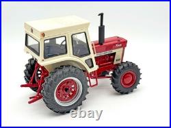1/16 International Harvester Farmall 1566 Tractor With Front Wheel Asisst