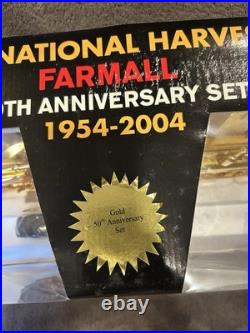 1/16 International Harvester Farmall 300 & 400 Gold 50th Anniversary Tractor Set
