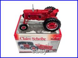 1/16 International Harvester Farmall 400 Gas With Wide Front, Claire Scheibe