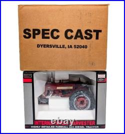 1/16 International Harvester Farmall 450 Diesel Tractor Narrow Front AMC 2005
