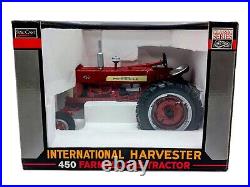 1/16 International Harvester Farmall 450 Gas Tractor With Wide Front