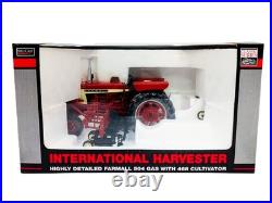 1/16 International Harvester Farmall 504 Wide Front Gas With 468 Cultivator