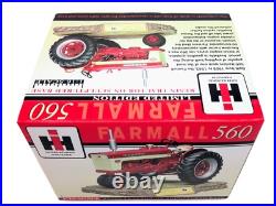 1/16 International Harvester Farmall 560 Tractor with Sculptured Base