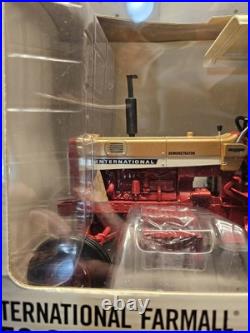 1/16 International Harvester Farmall 656 Gold Demonstrator Tractor Case IH