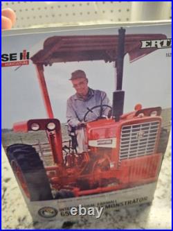1/16 International Harvester Farmall 656 Gold Demonstrator Tractor Case IH