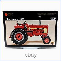 1/16 International Harvester Farmall 706 Tractor With Wide Front, Precision