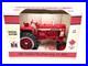 1_16_International_Harvester_Farmall_806_Wide_Front_Tractor_Ontario_Show_01_ugzh