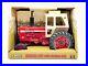 1_16_International_Harvester_Farmall_856_Tractor_with_Cab_1997_IH_Collectors_01_mft