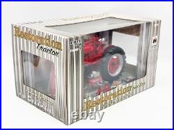 1/16 International Harvester Farmall M Restoration Tractor Set With Accessories