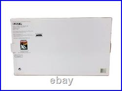 1/16 International Harvester Farmall Super M Tractor With 2MH Corn Picker