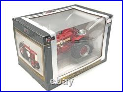 1/16 International Harvester Farmall W450 Diesel Tractor with Electrall