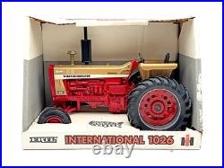 1/16 International Harvester Hydro 1026 Gold Demonstrator Tractor