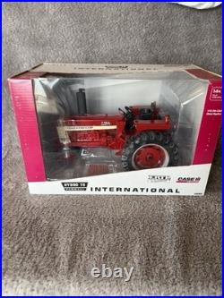 1/16 International Harvester Hydro 70 Farmall Tractor With Narrow Front