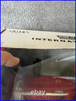 1/16 International Harvester Hydro 70 Farmall Tractor With Narrow Front