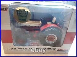 1/16 International Harvester IH 1456 Wheatland Demonstrator exhibitor Edition