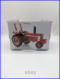 1/16 International Harvester IH 666 Hydro Tractor, Prestige by ERTL 44219