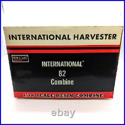 1/16 International Harvester Model 82 Pull-Type Combine