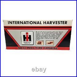 1/16 International Harvester Model 82 Pull-Type Combine